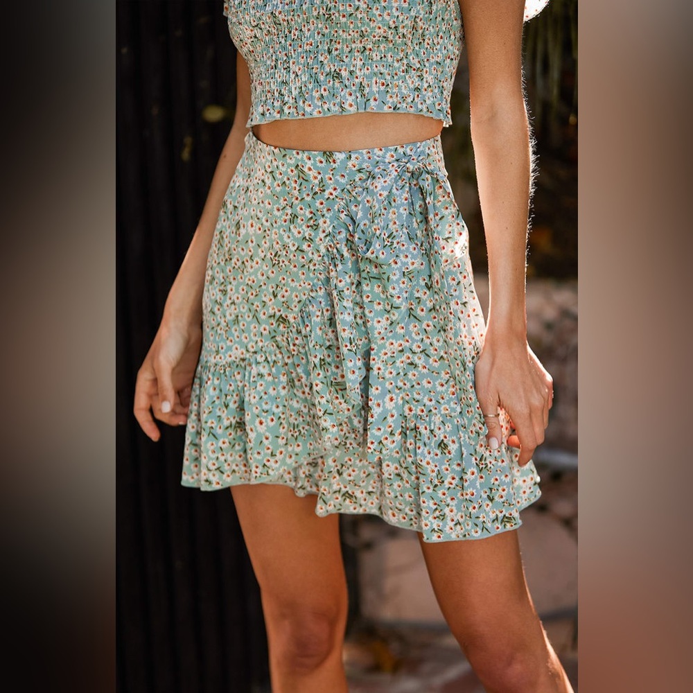 NWT Lulus Flourishing Dreams Mint Green Floral Print Wrap Mini Skirt
